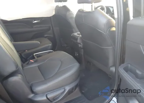 2025 Toyota Grand Highlander Xle from USA, damaged, VIN 5TDAAAA54SS034900